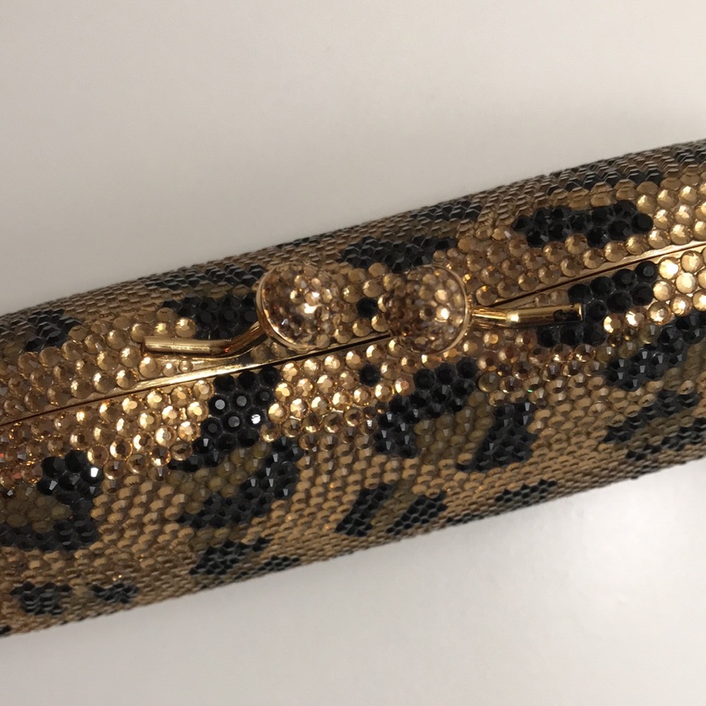 🤩🤩STUNNING Leopard Rhinestone Clutch - Picture 3 of 5